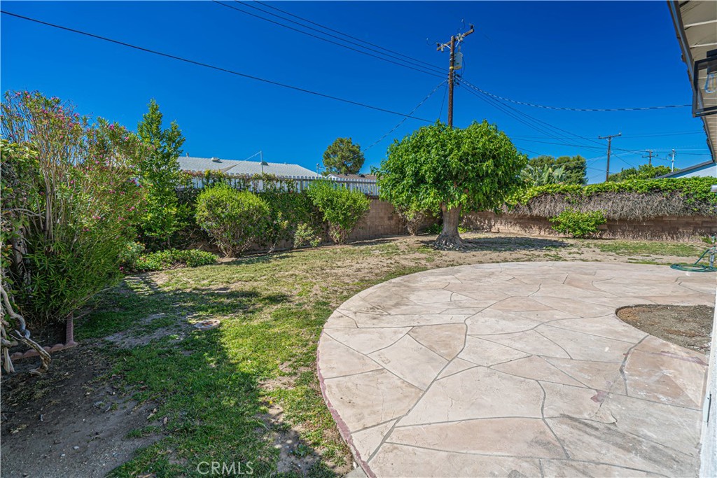 22514 Los Tigres Property Photo 28