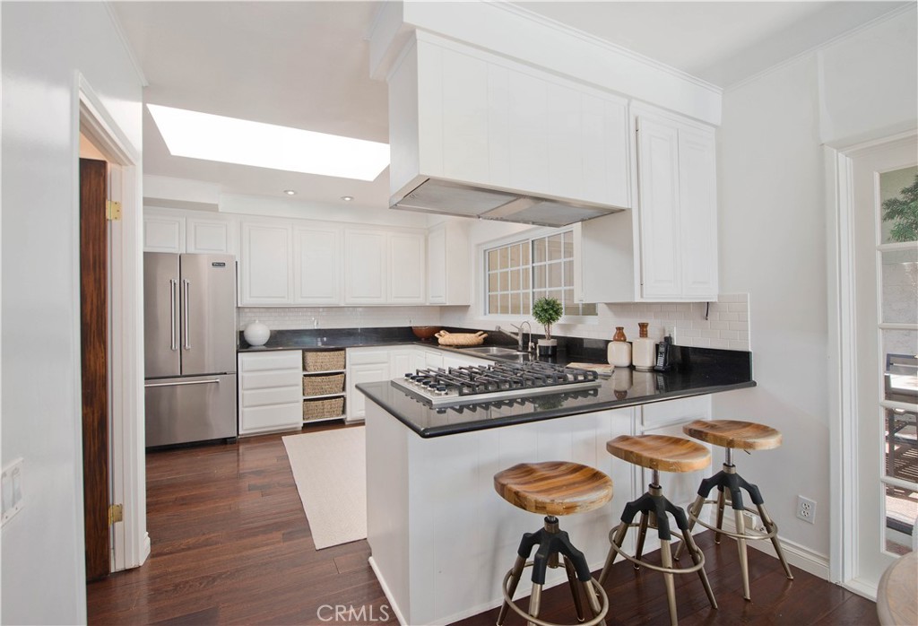 18056 Lake Encino Property Photo 6
