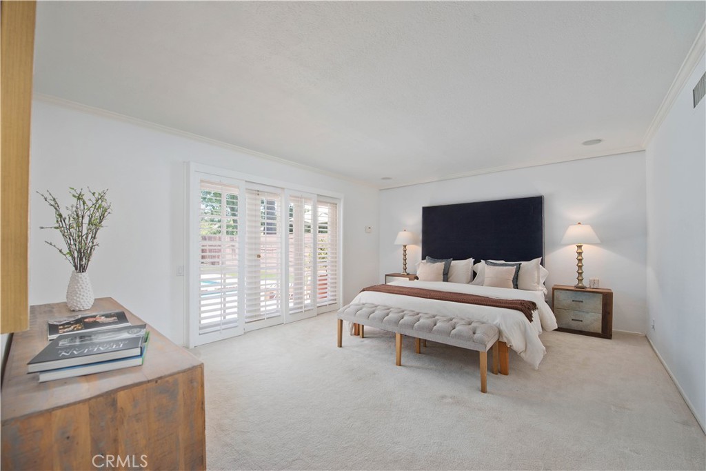 18056 Lake Encino Property Photo 14