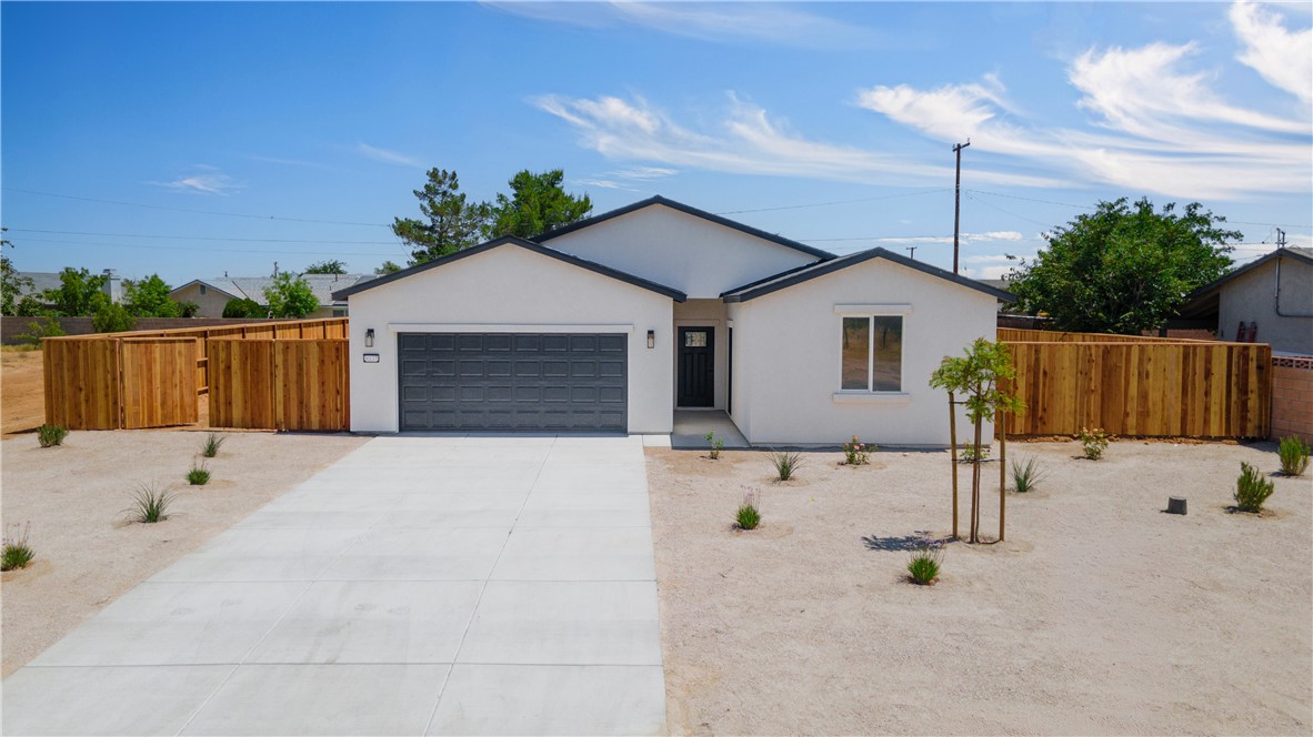 8837 Holly Property Photo 2