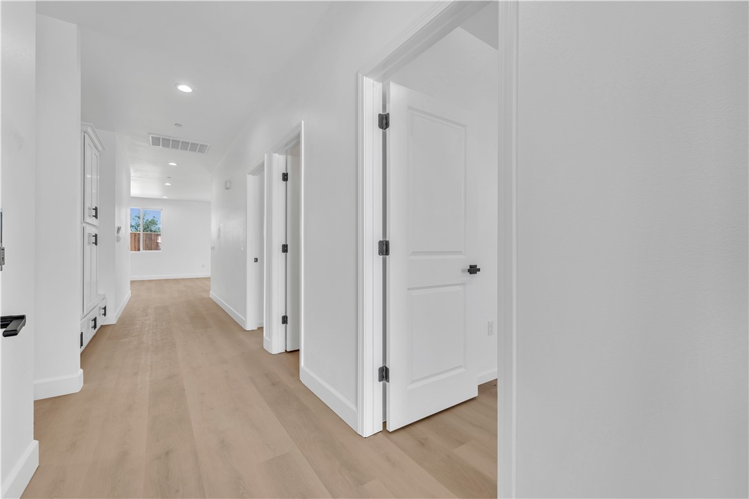 8837 Holly Property Photo 3