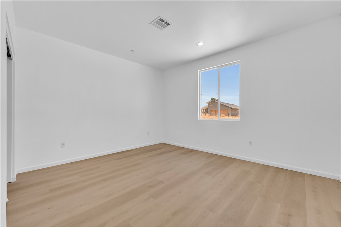 8837 Holly Property Photo 10