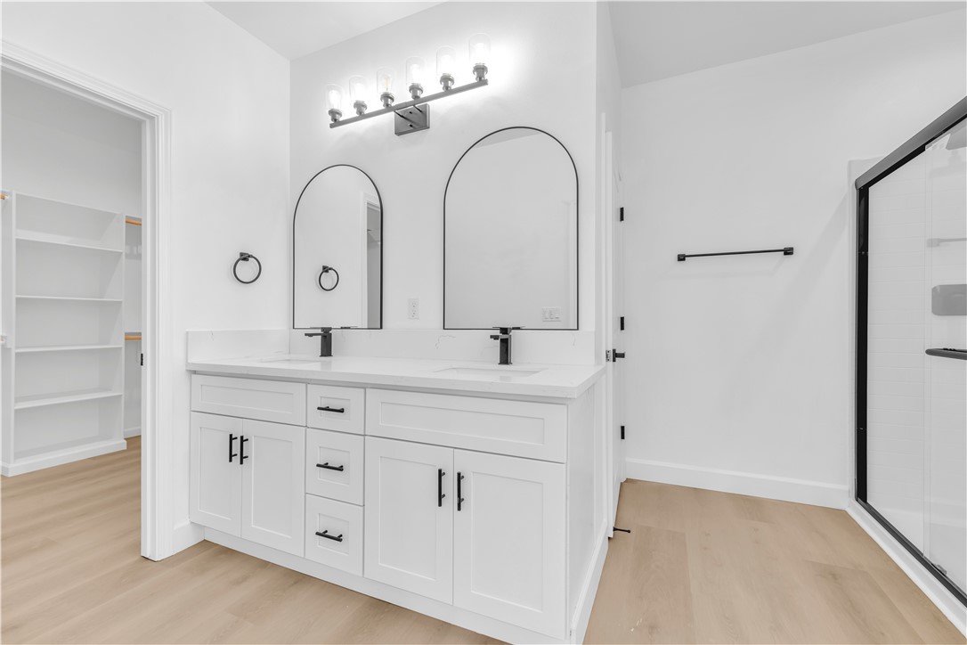 8837 Holly Property Photo 14