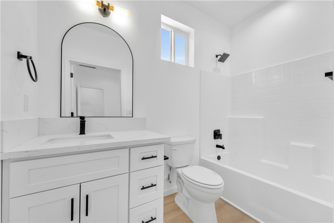 8837 Holly Property Photo 18