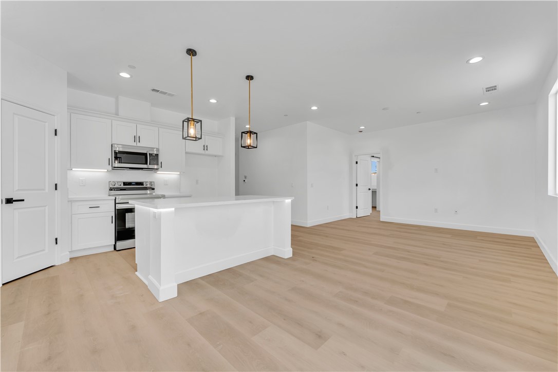 8837 Holly Property Photo 22