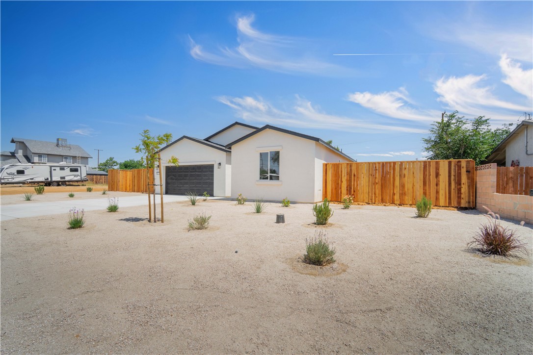 8837 Holly Property Photo 30