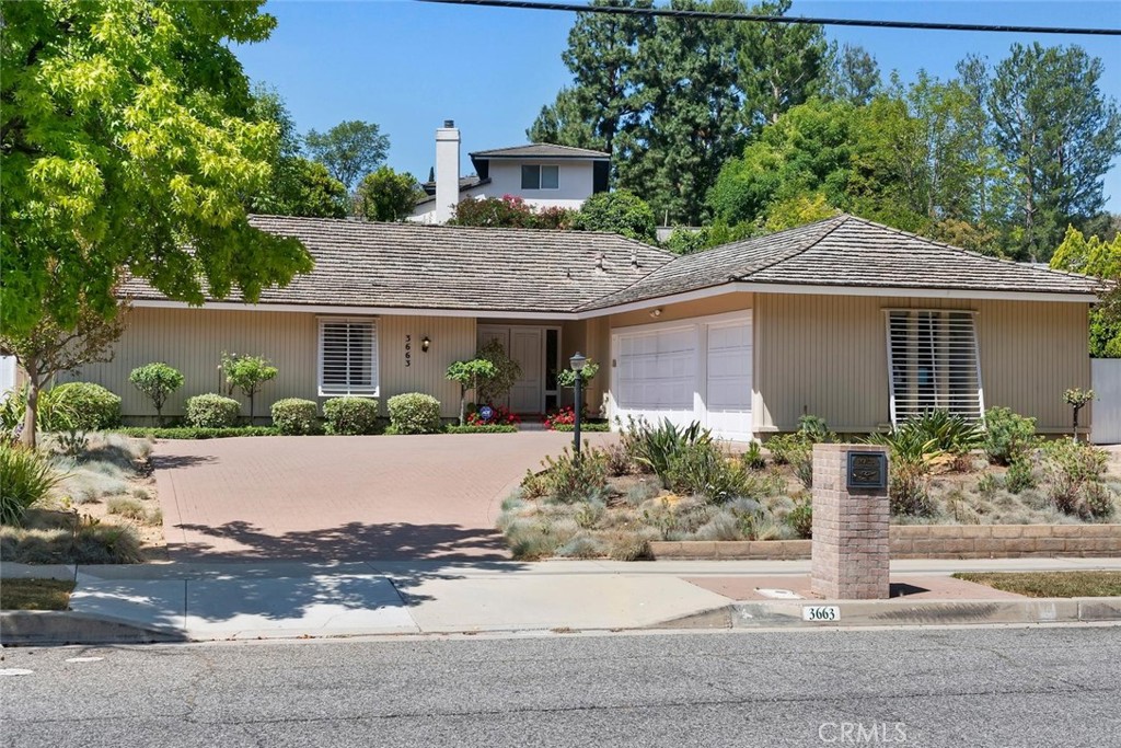 3663 Eddingham Property Photo 1