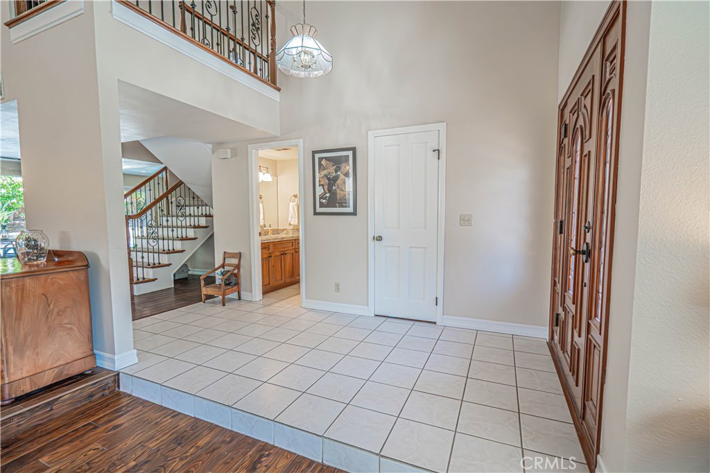 326 Fox Ridge Drive Property Photo 16