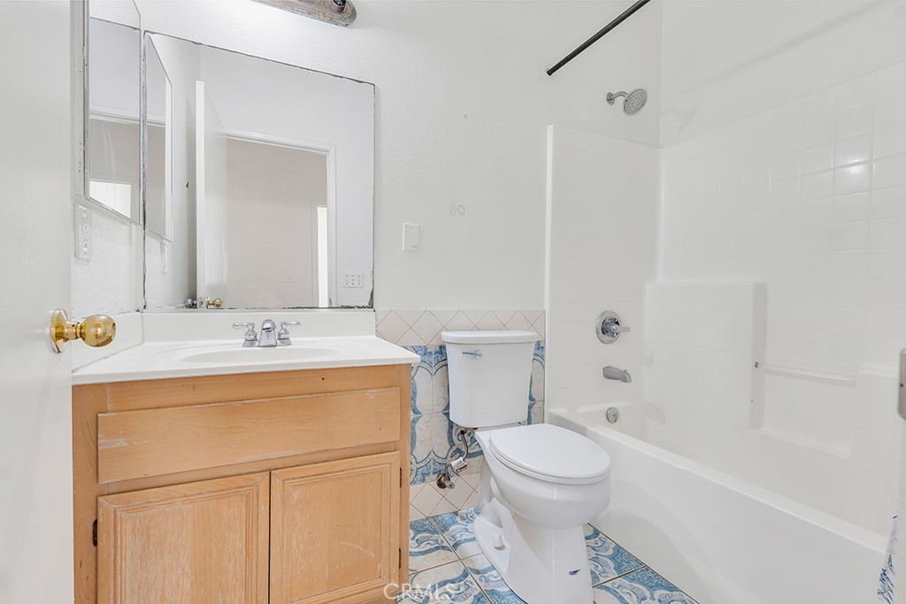 3753 Saddleback Drive Property Photo 18