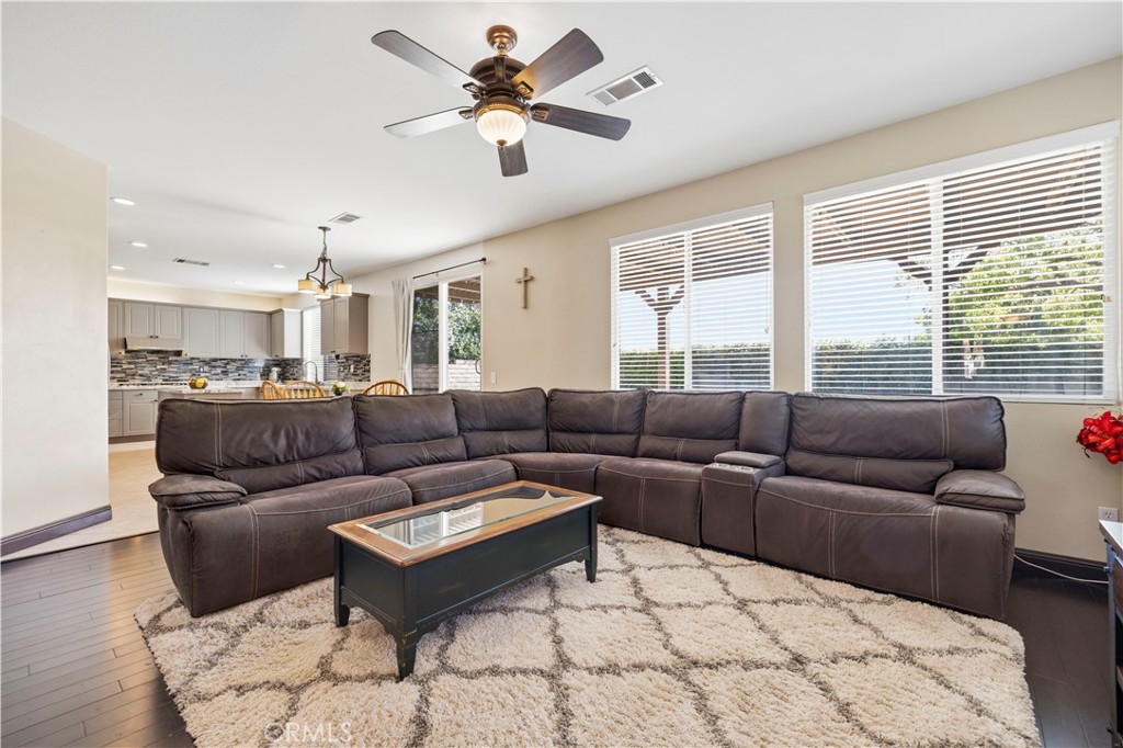 30479 Mallorca Pl Property Photo 15
