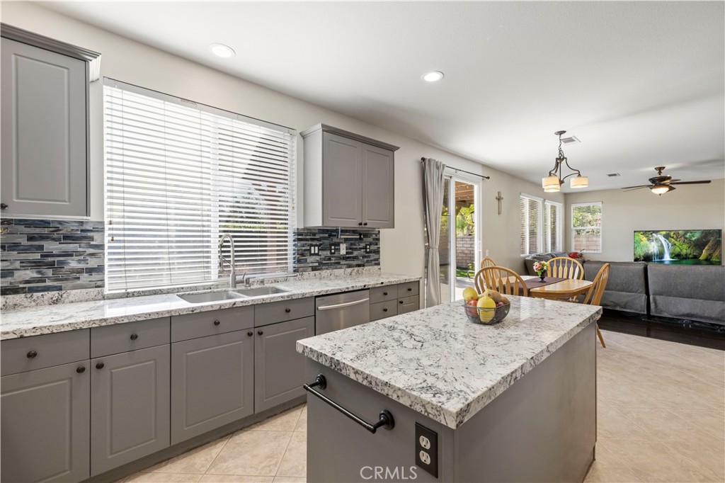 30479 Mallorca Pl Property Photo 24