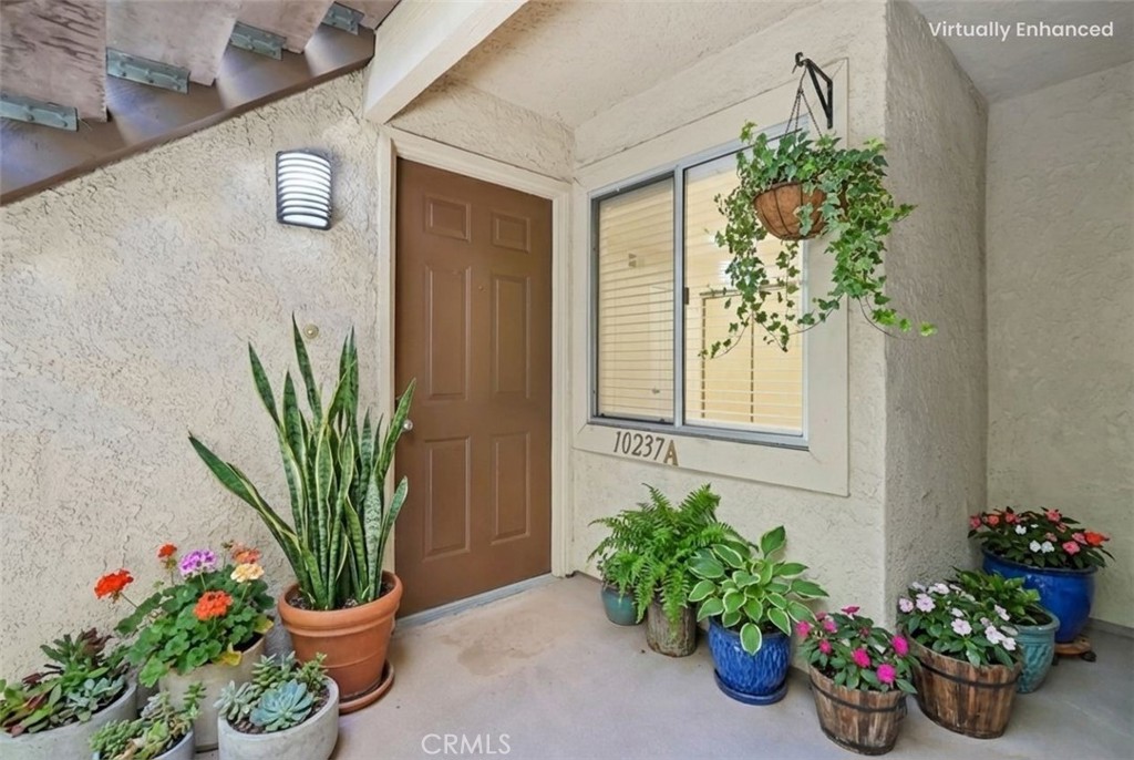 10237 De Soto A Property Photo 3