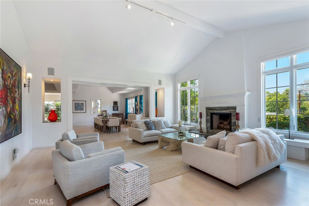 5600 Round Meadow Road Property Photo 3