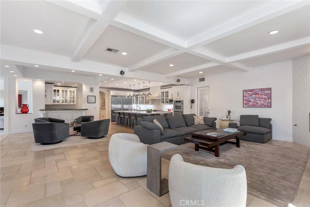 5600 Round Meadow Road Property Photo 8