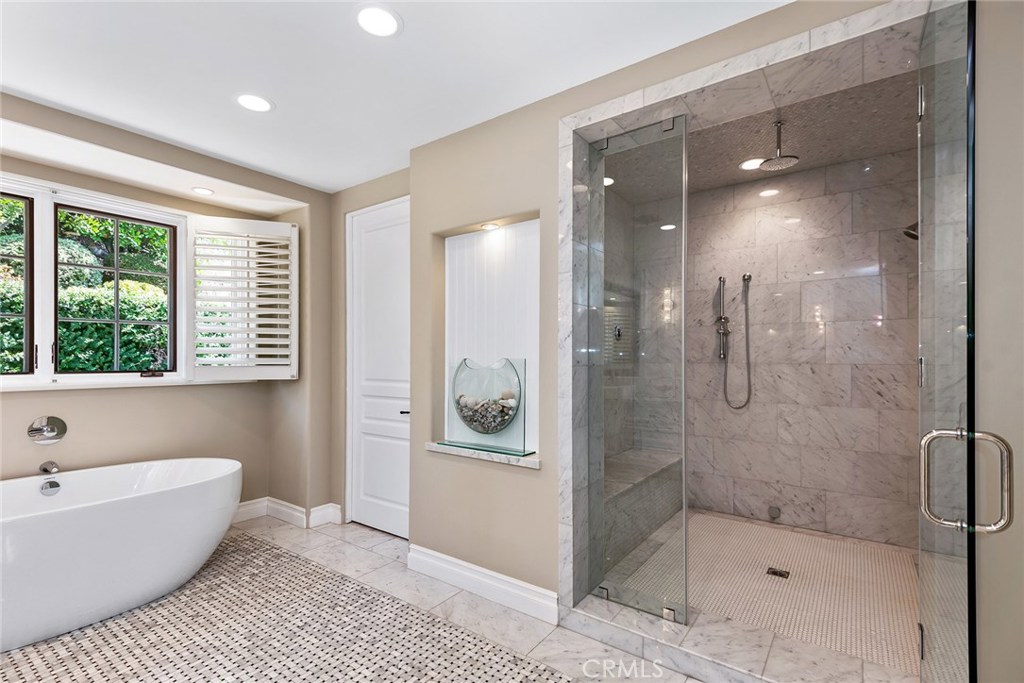 5600 Round Meadow Road Property Photo 15