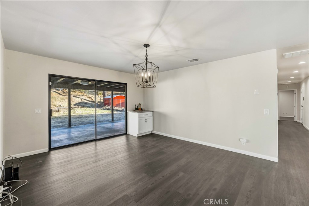 35920 42nd E Property Photo 17