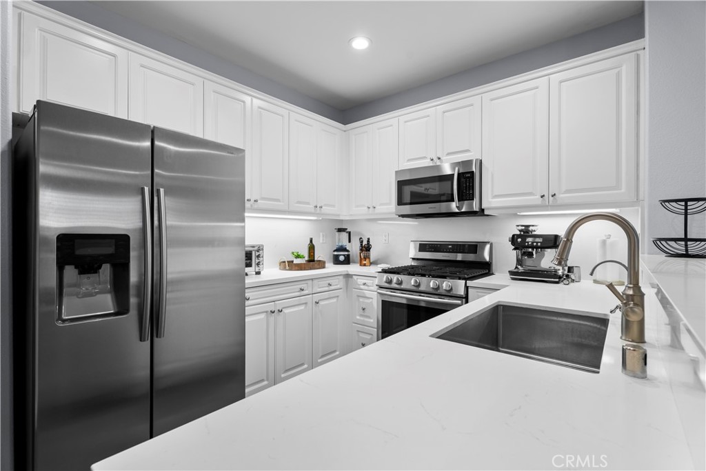 27249 Riverview Lane Property Photo 17