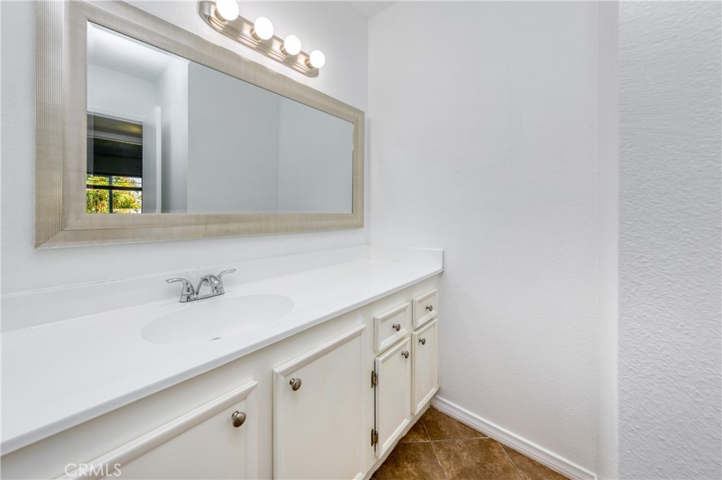 10636 Woodley Avenue 34 Property Photo 10