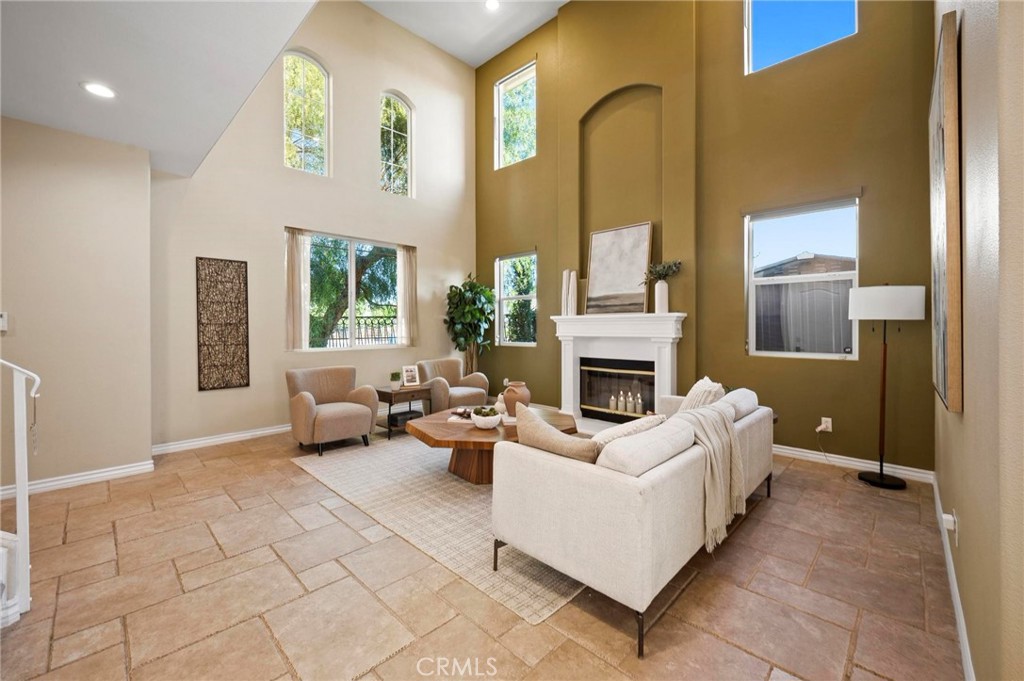 8501 Browns Creek Ln Property Photo 5