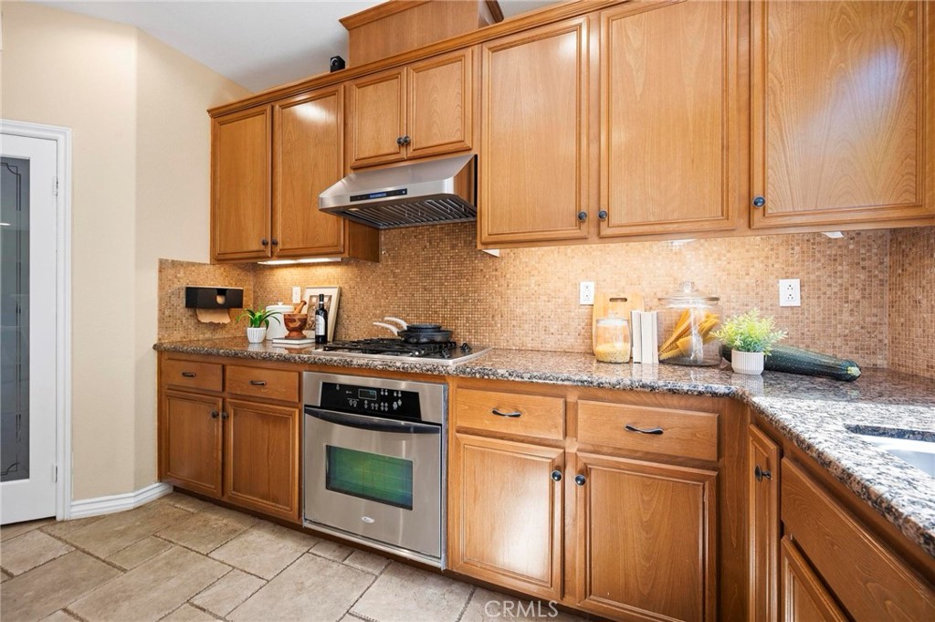 8501 Browns Creek Ln Property Photo 12
