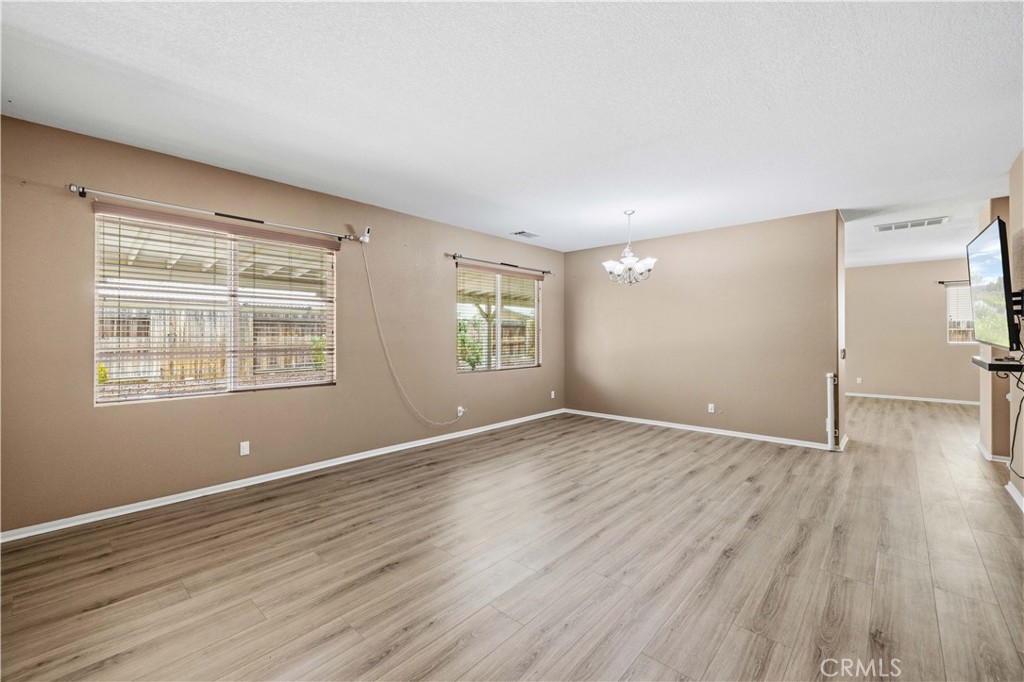 3307 Gemstone Property Photo 7
