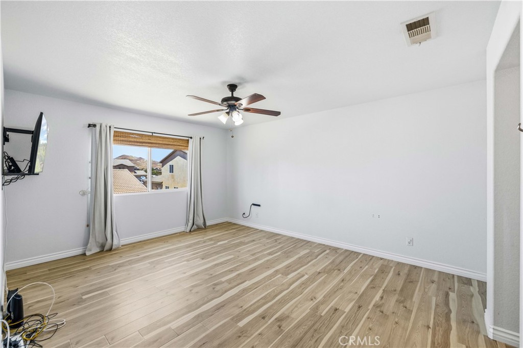 3307 Gemstone Property Photo 27