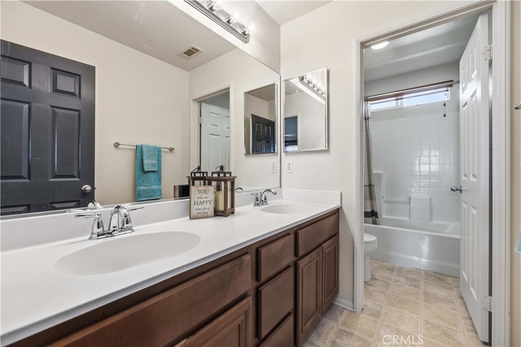 3307 Gemstone Property Photo 33