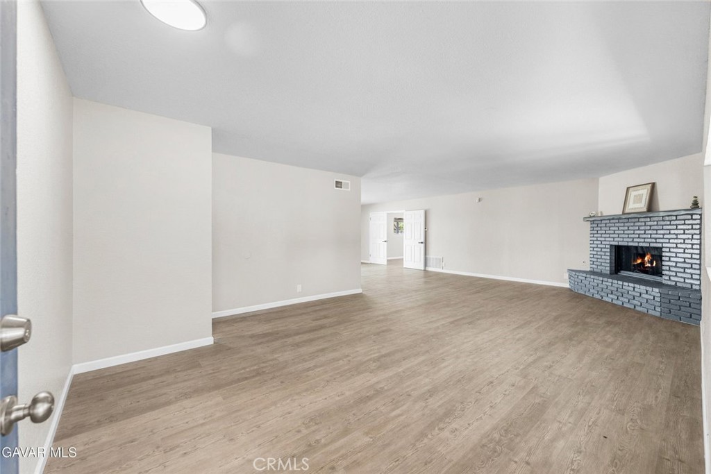 10157 E Avenue R8 Property Photo 5