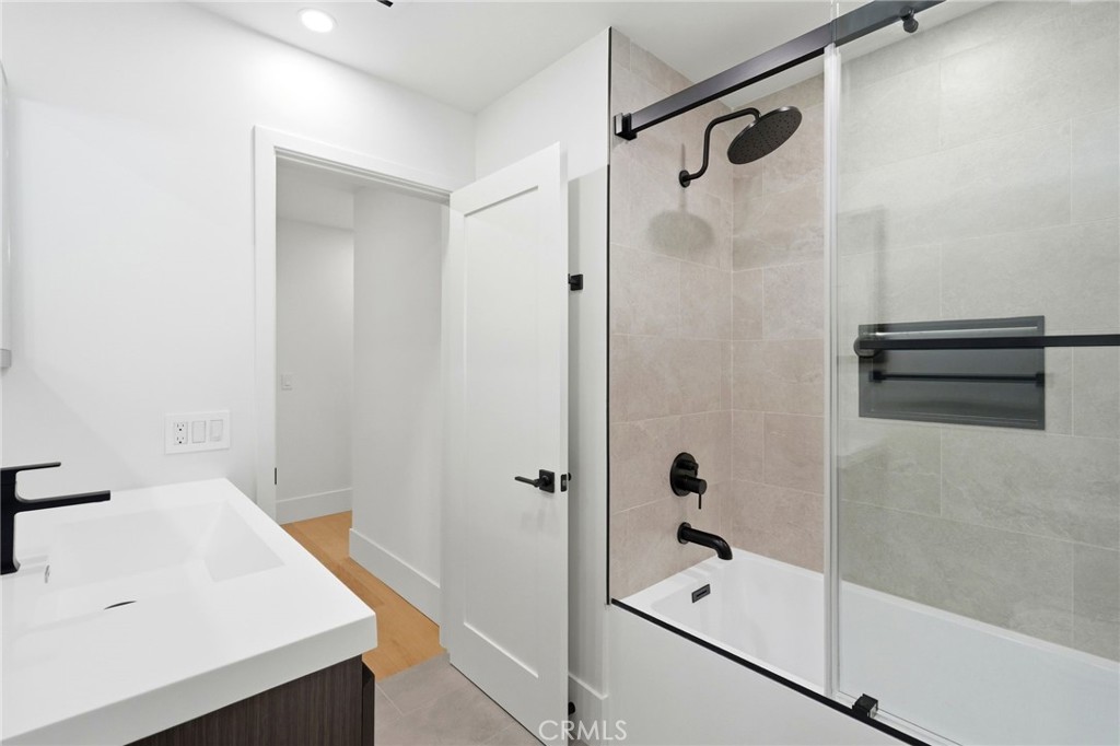 18912 Halsted Street Property Photo 31