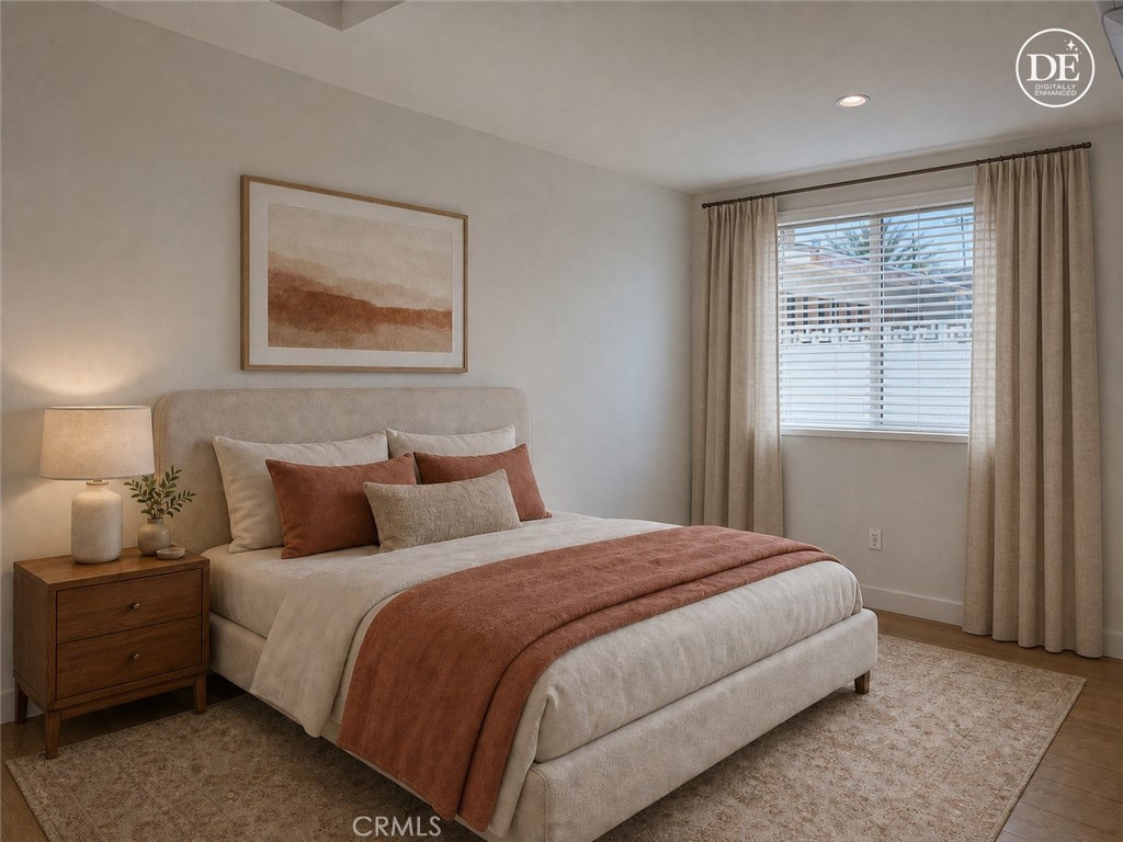 22917 Sherman Way Property Photo 4