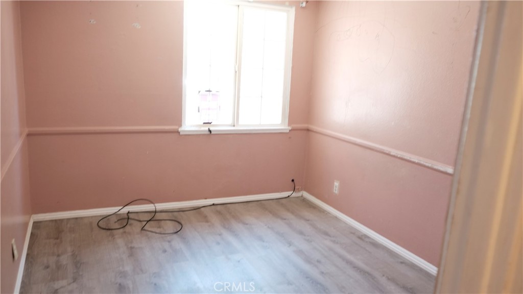 37431 Larkin Avenue Property Photo 9