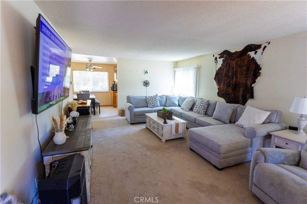26344 Oak Plain E Property Photo 5