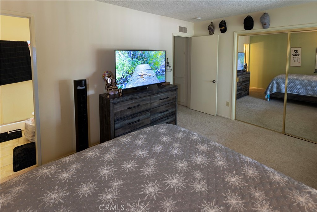26344 Oak Plain E Property Photo 14