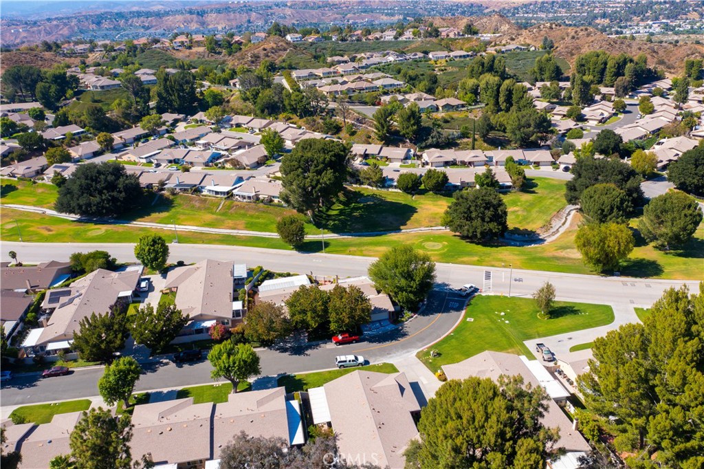 26344 Oak Plain E Property Photo 42