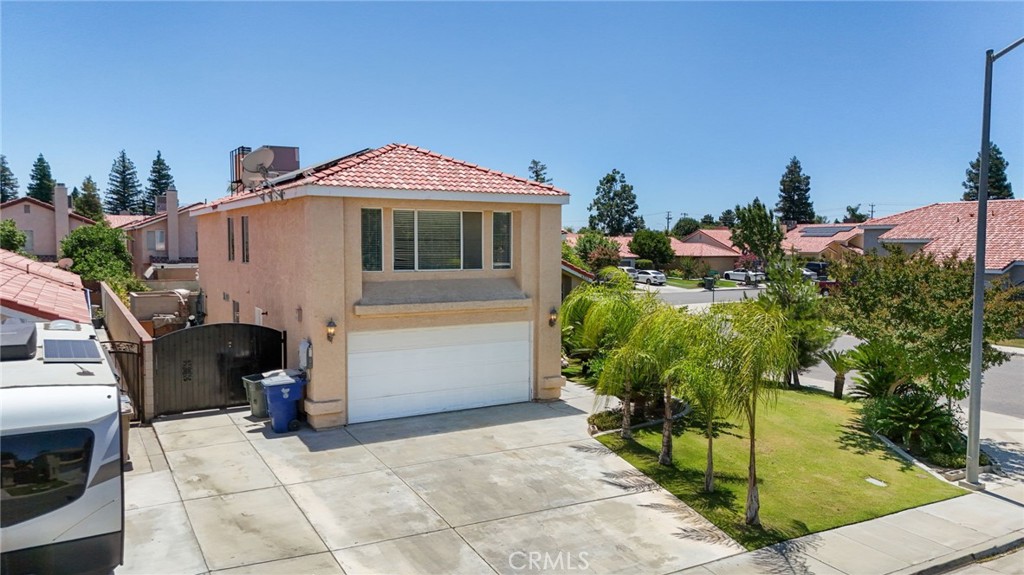 6225 Galanos Court Property Photo 3
