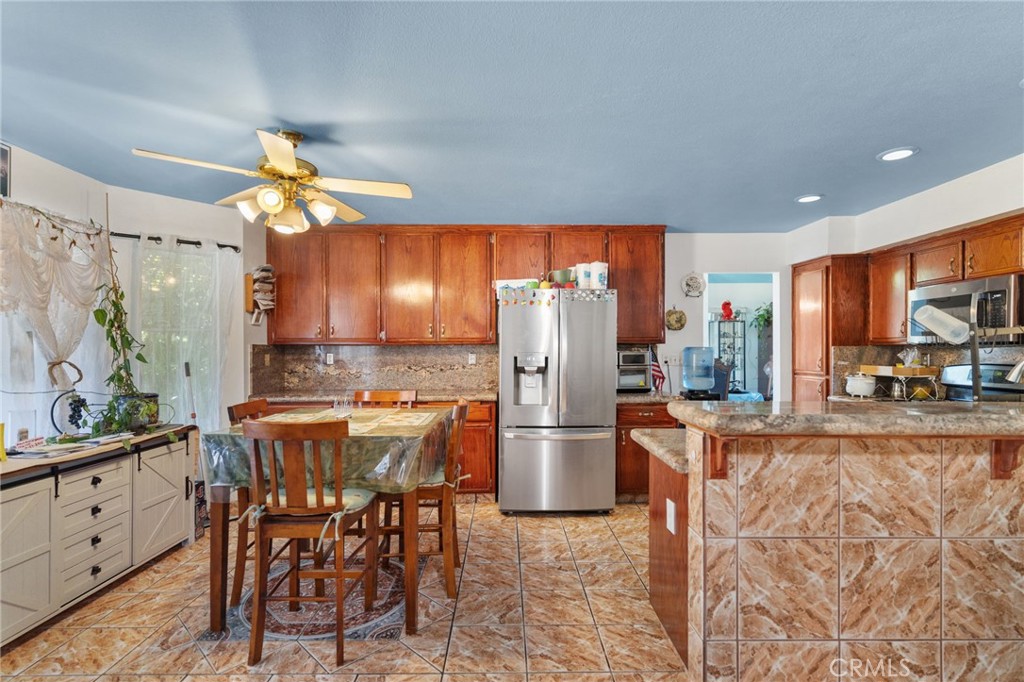 6225 Galanos Court Property Photo 12