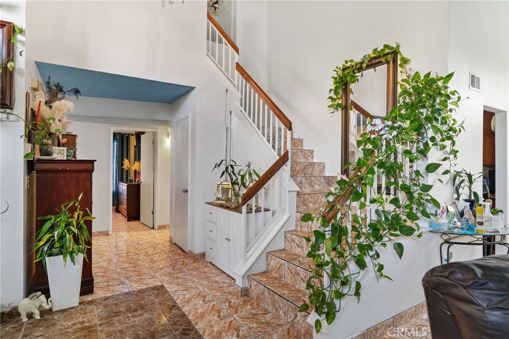 6225 Galanos Court Property Photo 17