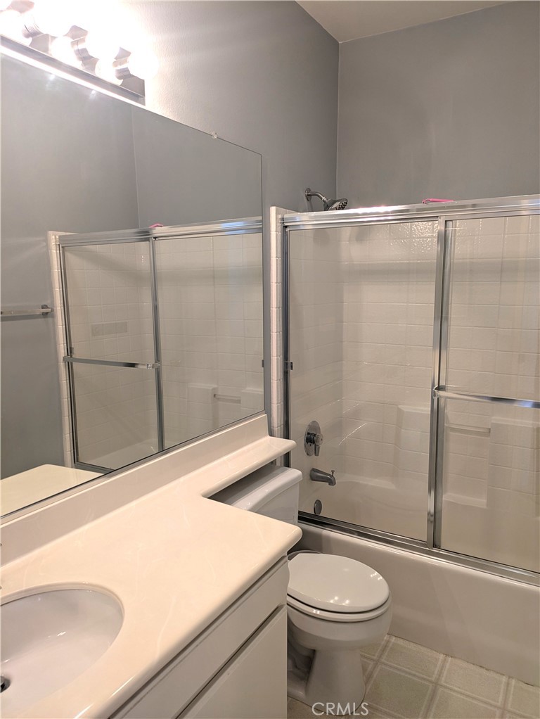 550 Lorabel Way C Property Photo 26