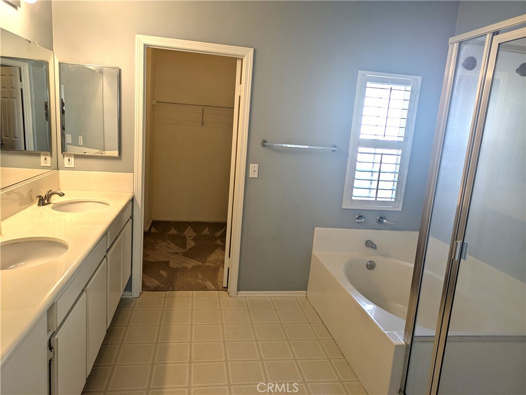 550 Lorabel Way C Property Photo 38
