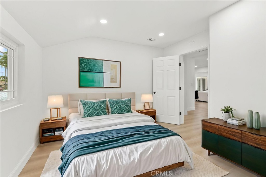9246 Manzanar Property Photo 14