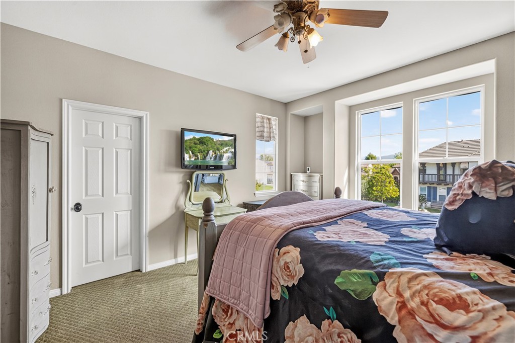 27034 Island Property Photo 38