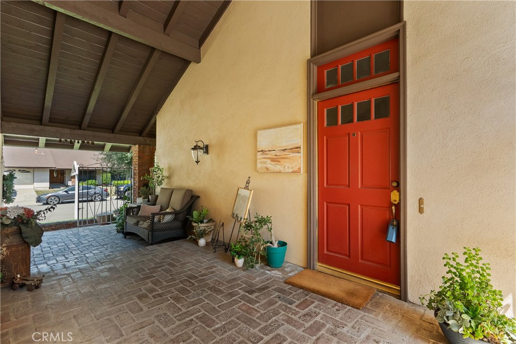 25631 Bellerive Property Photo 6