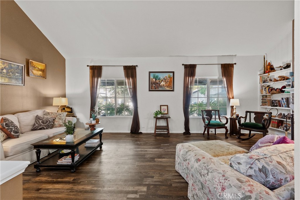 25631 Bellerive Property Photo 8