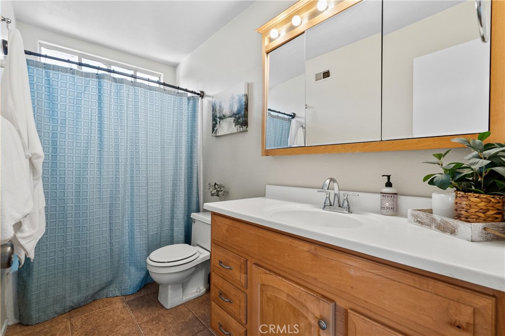 25631 Bellerive Property Photo 29