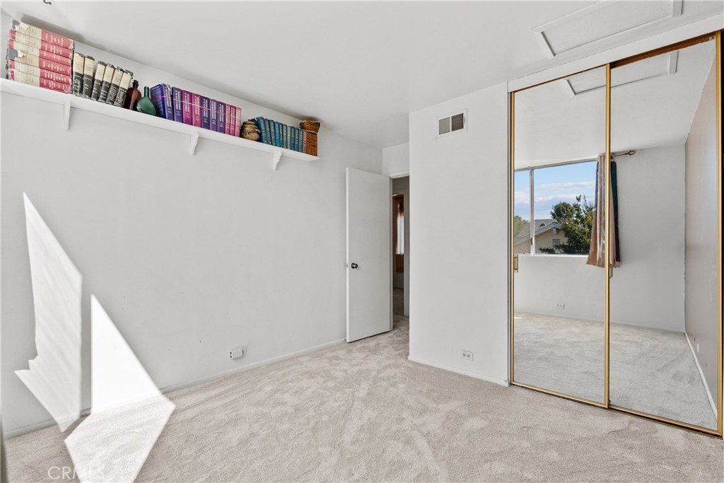 25631 Bellerive Property Photo 33