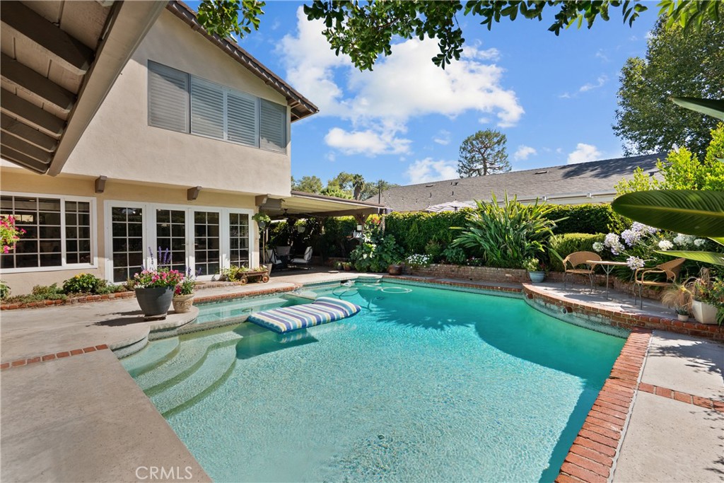25631 Bellerive Property Photo 46