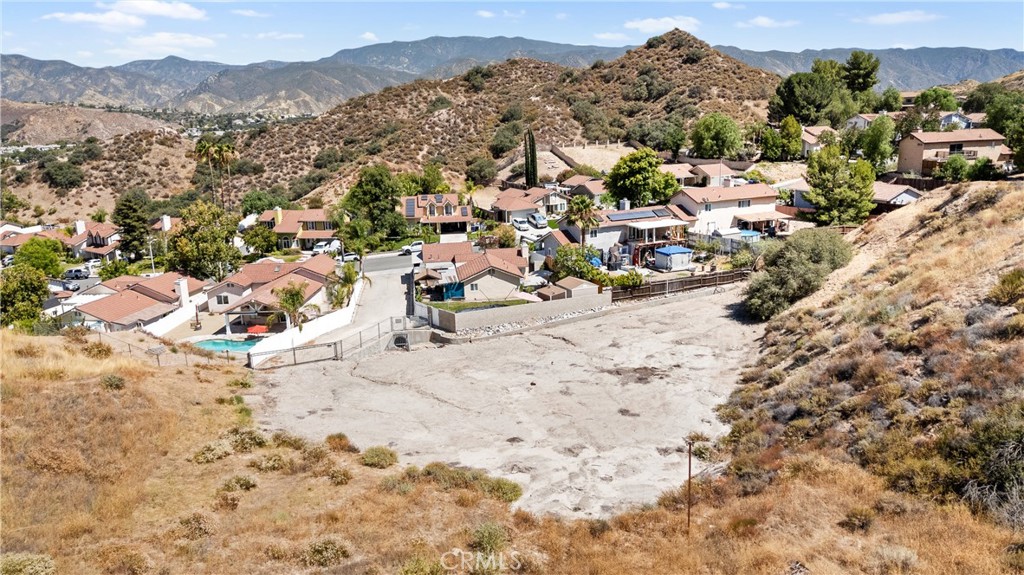 15221 Poppy Meadow Property Photo 8