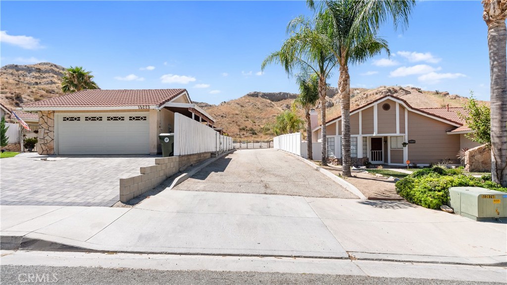 15221 Poppy Meadow Property Photo 12