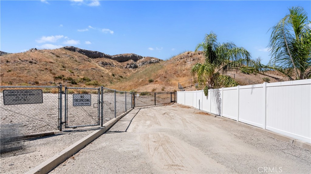 15221 Poppy Meadow Property Photo 13