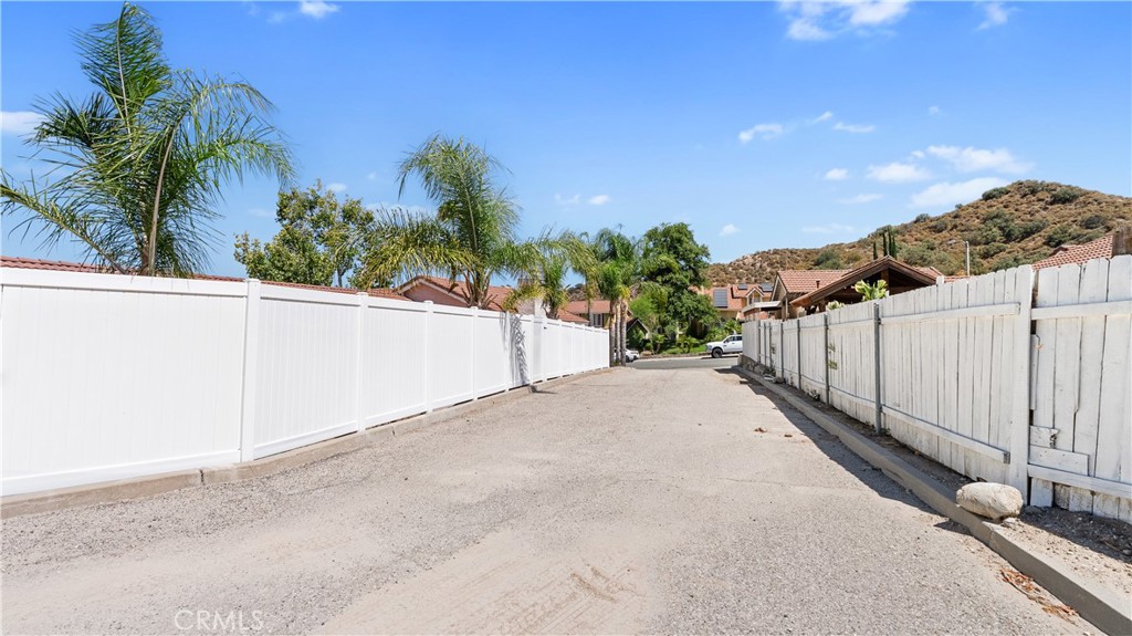 15221 Poppy Meadow Property Photo 14
